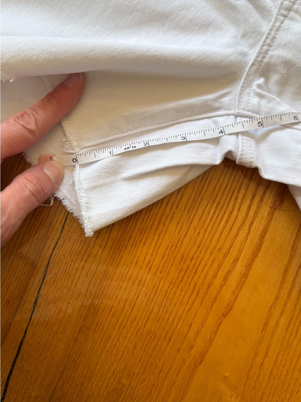 Seven7 White Denim Cutoff Shorts - Picture 4 of 5